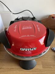 Mein Ferrari, der Pizza-Ofen G3 Ferrari.<br/><br/>My Ferrari, the G3 Ferrari pizza oven.