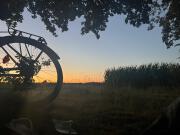 Tag 2: Der Sonnenaufgang kündigt sich an. Habe super geschlafen.